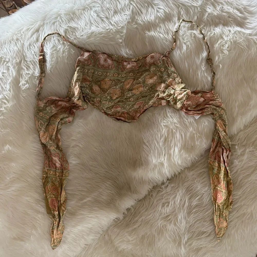 Scarf top - Picture 1 of 3